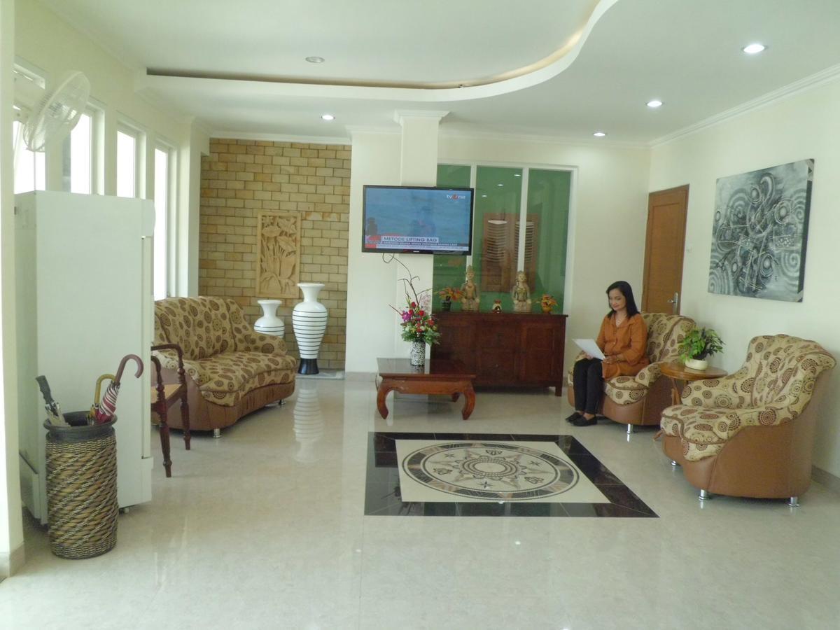 Hotel Vala Pakualaman Экстерьер фото